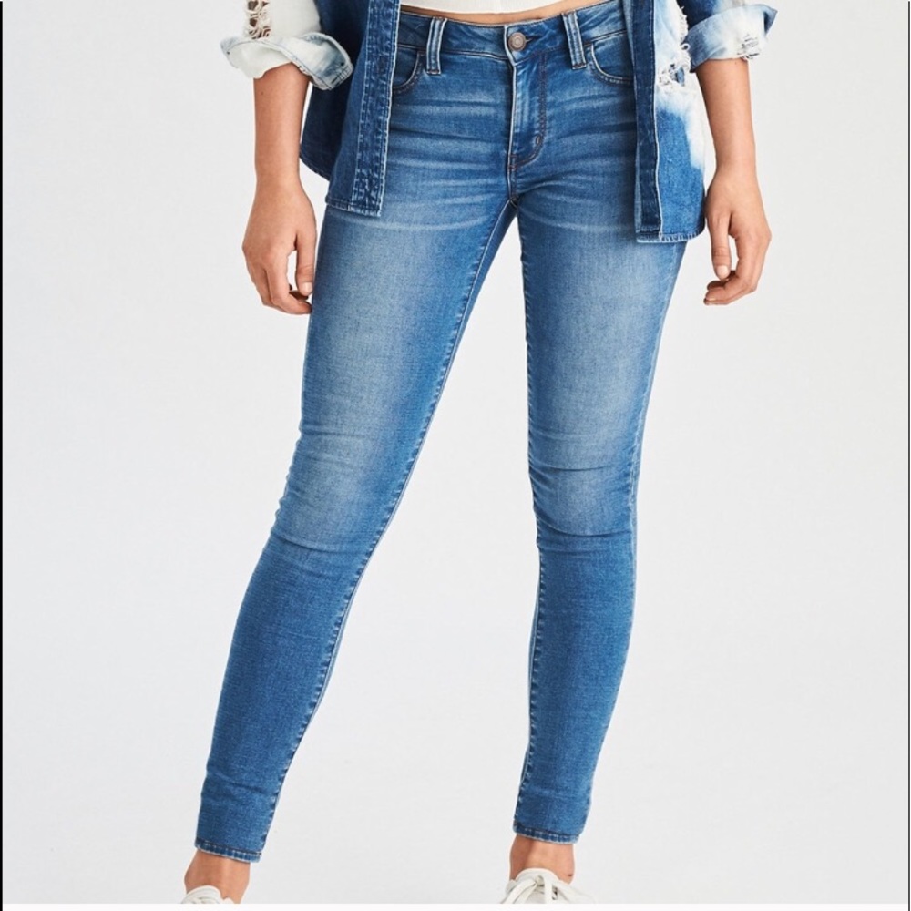 American Eagle medium wash jeans